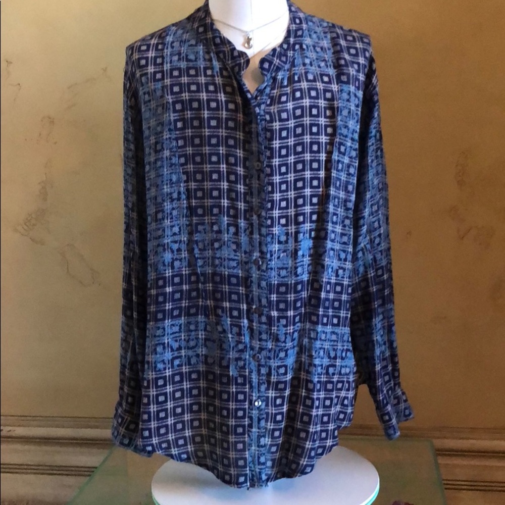 Long sleeve button up free people shirt